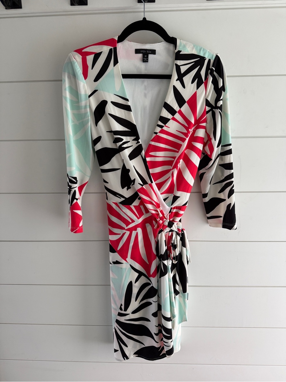 Ivy & Blue Palm-Print Wrap Midi Dress, Size 10